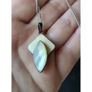Sandy Baker 925 Sterling Silver MOP Pendant Necklace Vintage